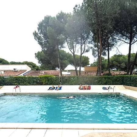 Apartment Pour 4 Avec Jardin Et Parking Prive - Fr-1-607-233 Agde